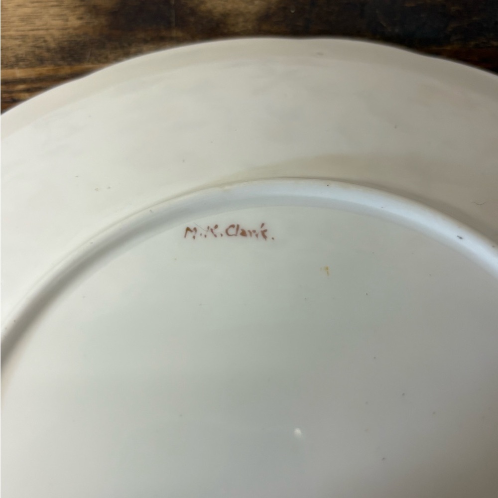 Vintage Floral Decorative Plate with Scalloped Edge - Picture 6 of 7